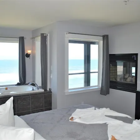 Starfish Manor Oceanfront Hotel Lincoln City Exterior photo